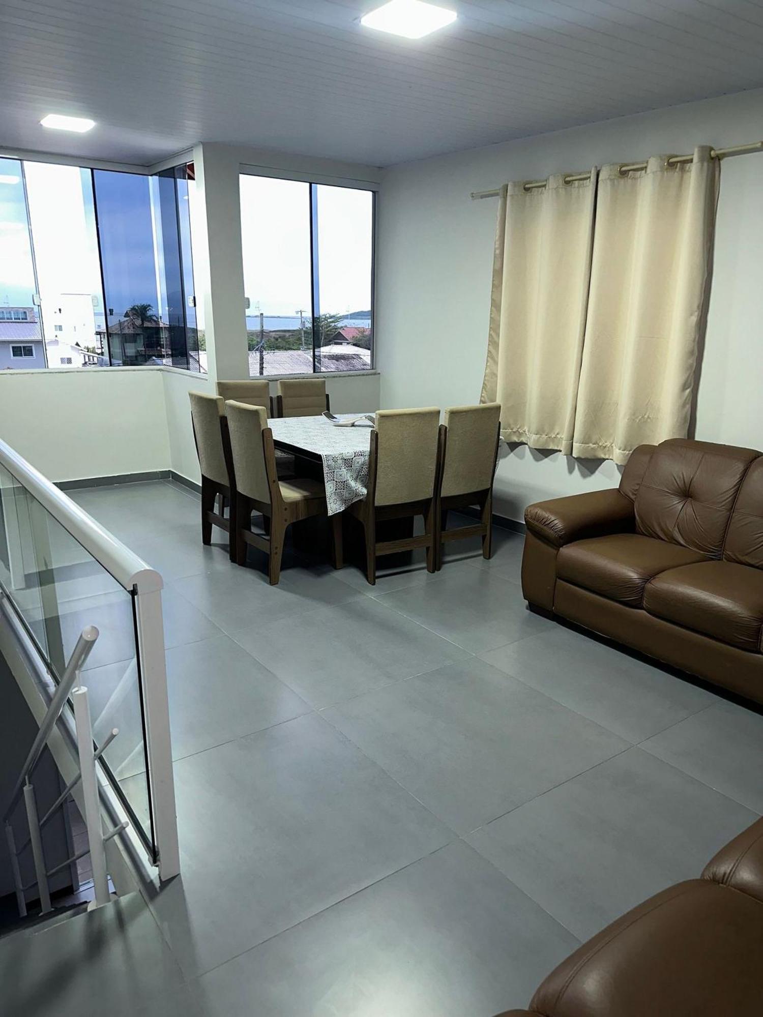 Residencial Wrubleski Sc Пинхейра Екстериор снимка